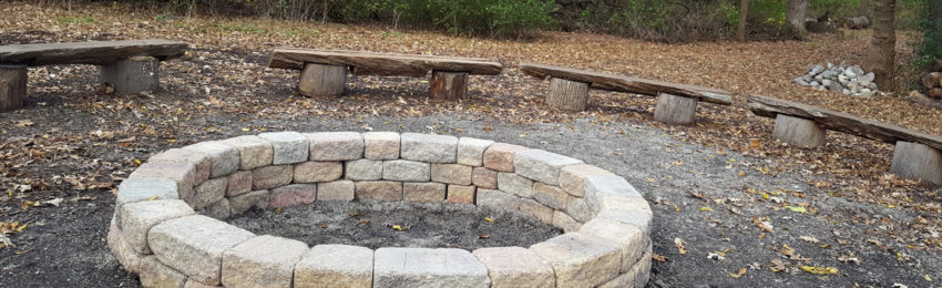 Fire pit with benches